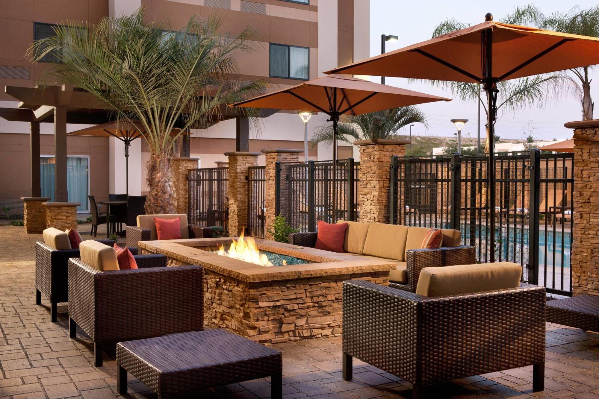 Courtyard By Marriott San Diego Oceanside Eksteriør bilde