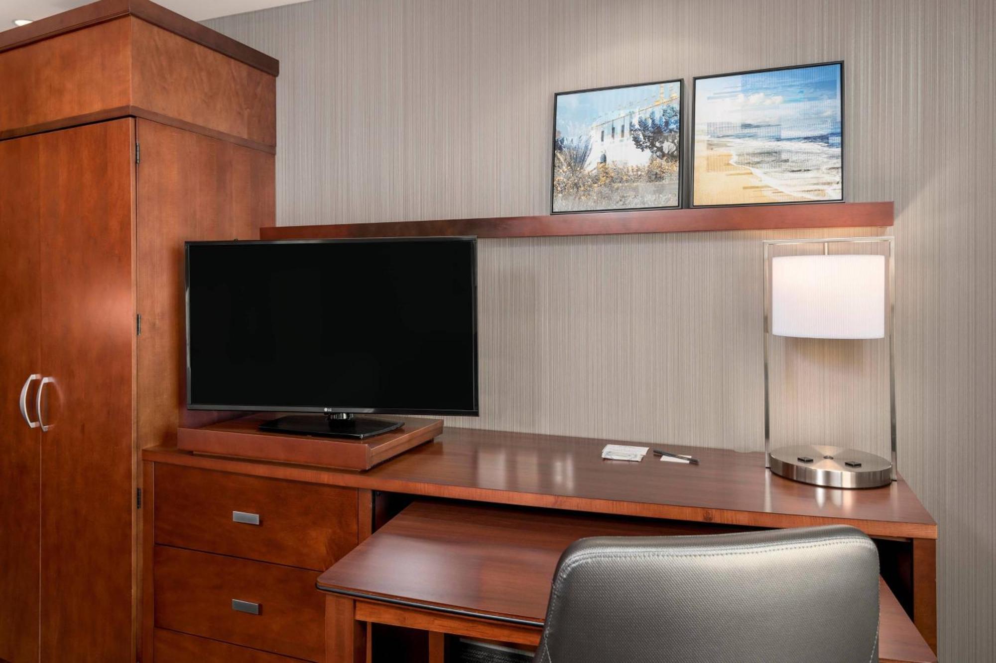 Courtyard By Marriott San Diego Oceanside Eksteriør bilde