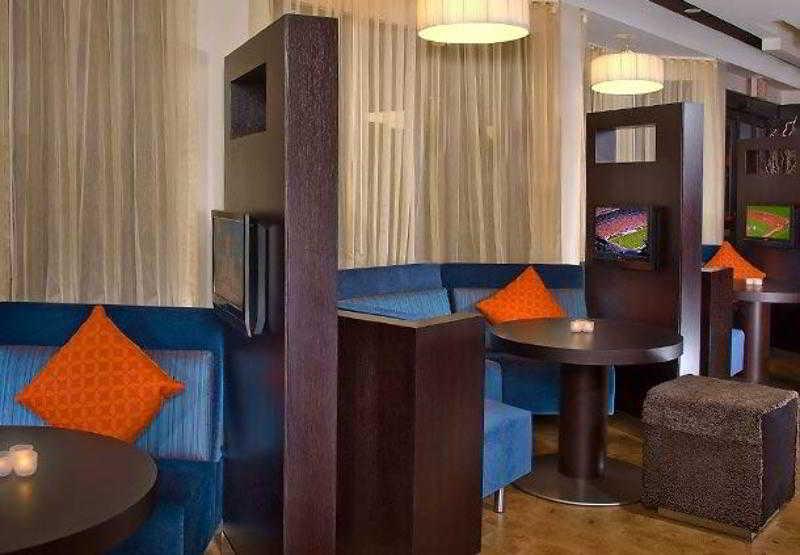 Courtyard By Marriott San Diego Oceanside Restaurant bilde